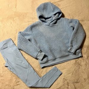 GIRLS size 8-10 Athleta fuzzy plush hoodie & legging set